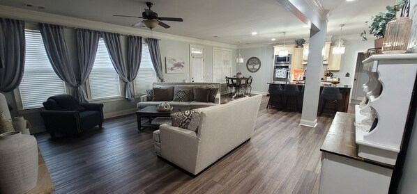 Smart TV, fireplace, video games