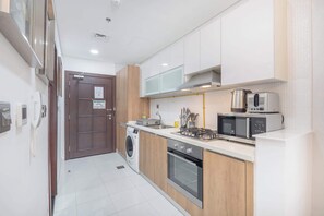 Fridge, microwave, stovetop, toaster