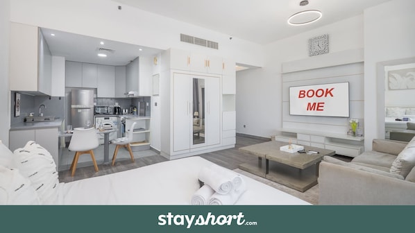 Iron/ironing board, WiFi