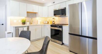 Luxury 2 Bed 2 Bath East Boston