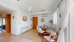 Dining - Casa Atlantico D-Murcia Holiday Rentals Property (Sucina)