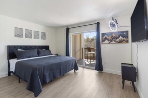 1 habitación, tabla de planchar con plancha, cuna de viaje y wifi 