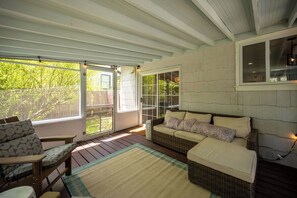 シグネチャー ハウス 3 ベッドルーム 禁煙 キッチン | テラス / パティオ