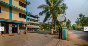 Front of property - Atithi Farm House (Kashid)