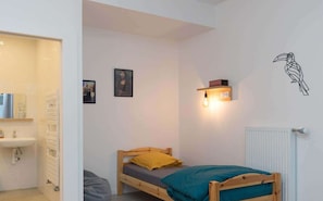 Comfort Triple Room, Accessible, Private Bathroom
