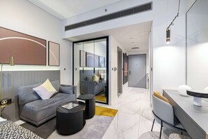 Interior - Studio with City Views & Modern Amenities in MAG 318, Business Bay (Business Bay)