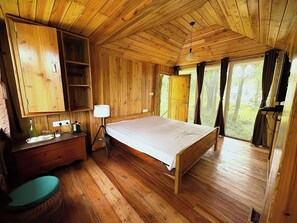 Tree House | Desk, laptop workspace, free WiFi, bed sheets - Khachoe Residency, Ravangla (Namchi)