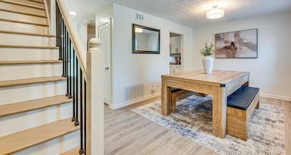 Near Gicc & ATL Airport: Modern Townhome!