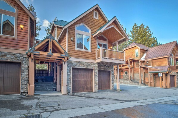 Apartment (3 Bedrooms) | Interior - Mammoth Lakes Townhome - 10-min Walk to Village! (Mammoth Lakes)