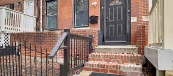 1 Mi to Dtwn Wilmington: Convenient + Cozy Home!