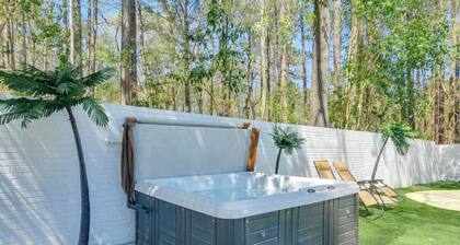 7 Mi to Dtwn Durham: Home w/ Hot Tub & Game Room!
