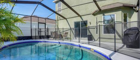 House (4 Bedrooms) | Front of property