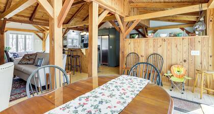 1 Mi to Foxwoods Casino: Couple's Retreat w/ Patio