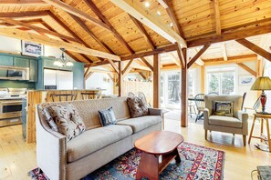 Apartment (0 Bedroom) | Bahagian dalam