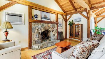 Apartment (0 Bedroom) | Bahagian dalam