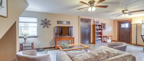 House (2 Bedrooms) | Front of property