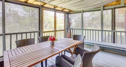 6 Mi to Ellen Trout Zoo: Family Home w/ Yard!