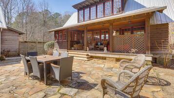 Cottage (2 Bedrooms) | Interior