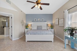 3 bedrooms, desk, iron/ironing board, free WiFi