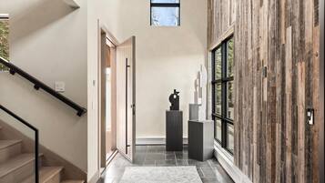 House | 6 bedrooms, Internet