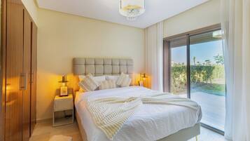 3 soverom, strykejern/-brett, wi-fi og sengetøy