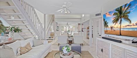 Télévision, table de tennis de table