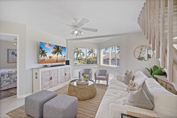 Fernseher, Tischtennisplatte