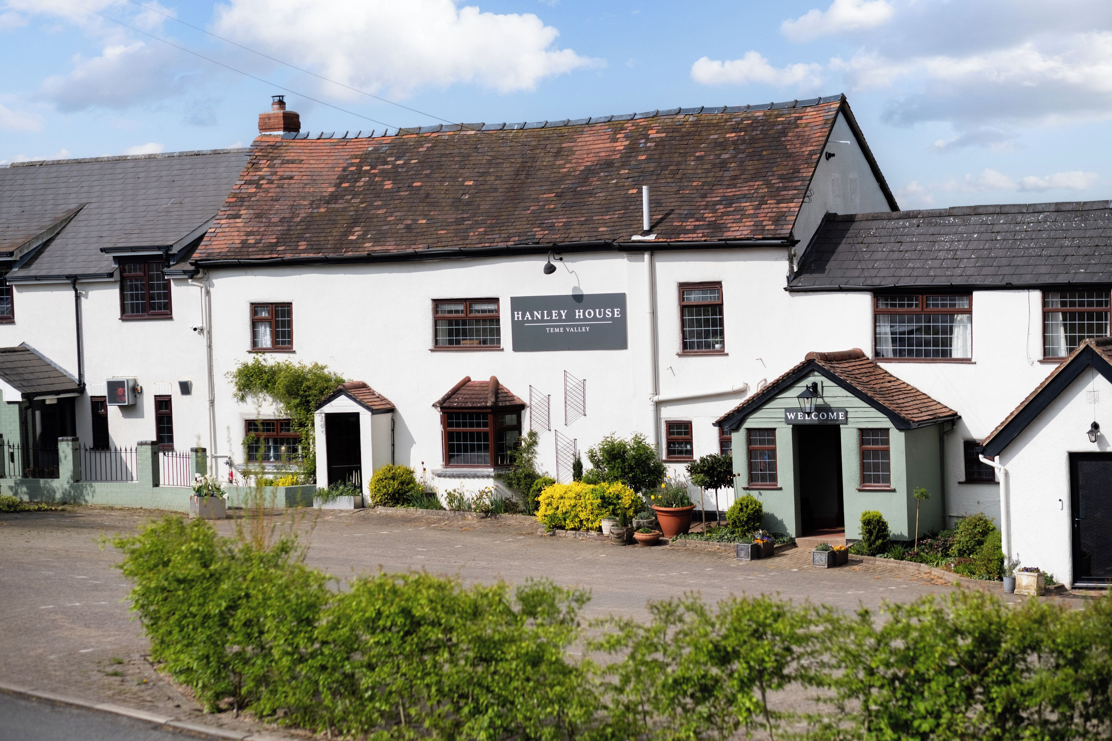 Premium bedding, pillowtop beds, minibar, individually decorated