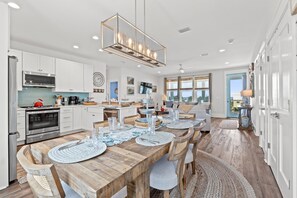 ثلاجة، ميكروويف، فرن، غسالة أطباق