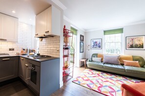 Oven, stovetop, dishwasher, coffee/tea maker