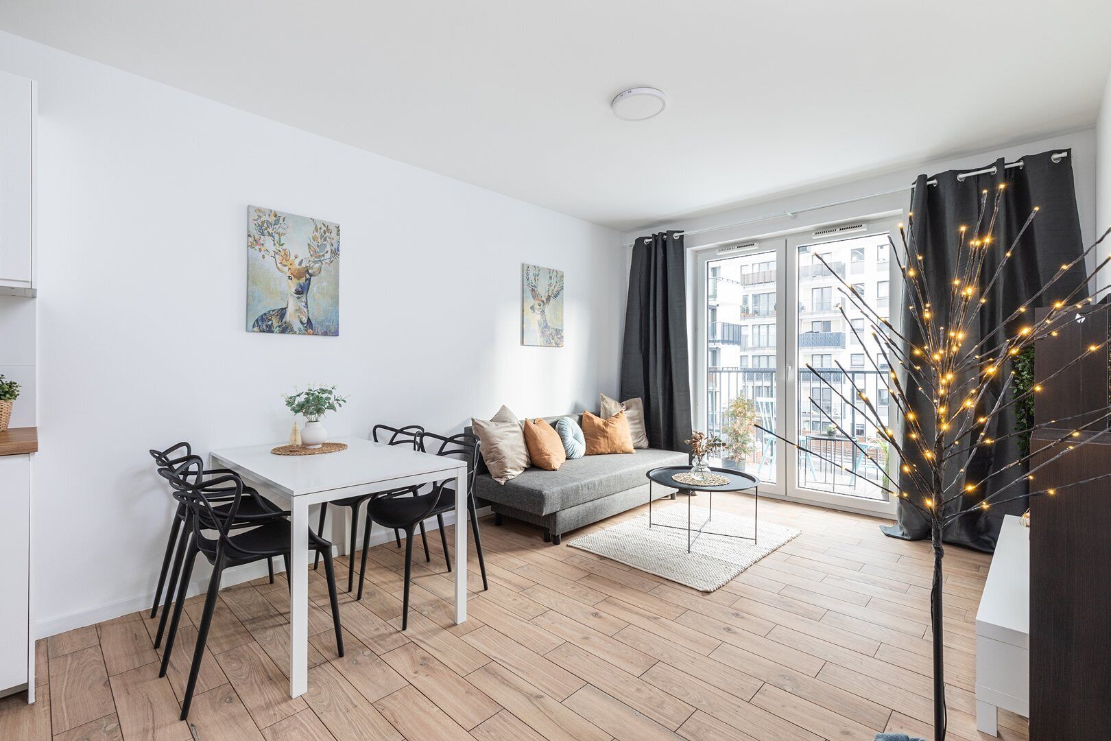 Comfort Condo | Living area