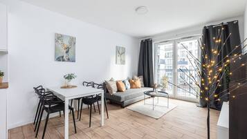 Comfort Condo | Living area