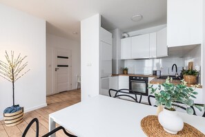 Comfort Condo | In-room dining