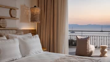 1 bedroom, Egyptian cotton sheets, premium bedding, memory foam beds