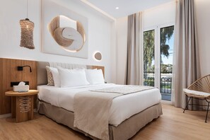 1 bedroom, Egyptian cotton sheets, premium bedding, memory-foam beds - Aegina Dream Suites (Aegina)