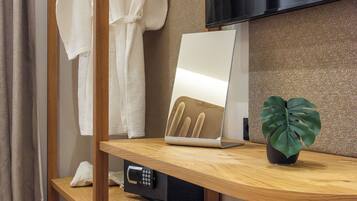 Standard Suite | 1 bedroom, Egyptian cotton sheets, premium bedding, memory foam beds