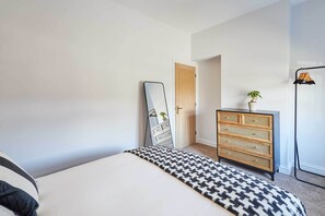 2 camere, ferro/asse da stiro, Wi-Fi, lenzuola