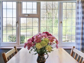 Cottage | Dining - Little Danns (Hailsham)