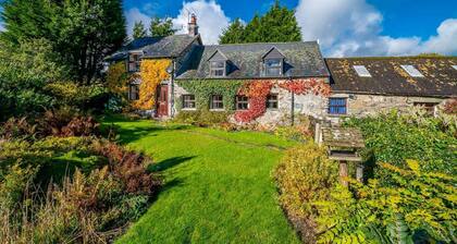 Ty-Mawr | Self Catering Stone Farmhouse near Bala, North Wales