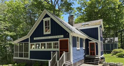 WOODLAND LODGE - Town of Northport - Bayside Village