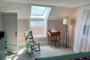 5 Schlafzimmer, Bügeleisen/Bügelbrett, Internetzugang, Bettwäsche