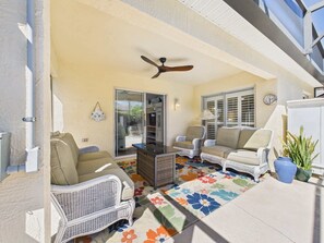 Terrace/patio - Courtyard Villa with Spa in Belvedere (The Villages)