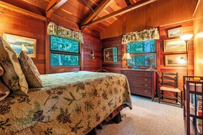 3 makuuhuonetta, silitysrauta/-lauta, internet, vuodevaatteet