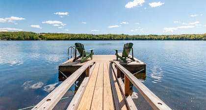 MOONDANCE COTTAGE - Town of Hope - Lermond Pond