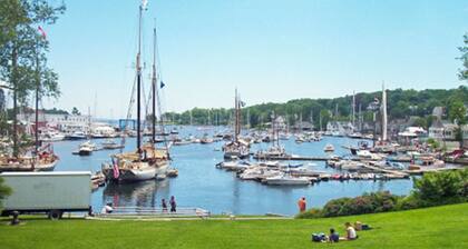 FREE STREET - Town of Camden