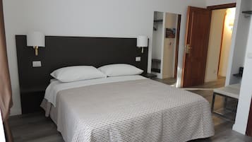 Chambre Classique, non-fumeur, service de ménage (Camera 1)