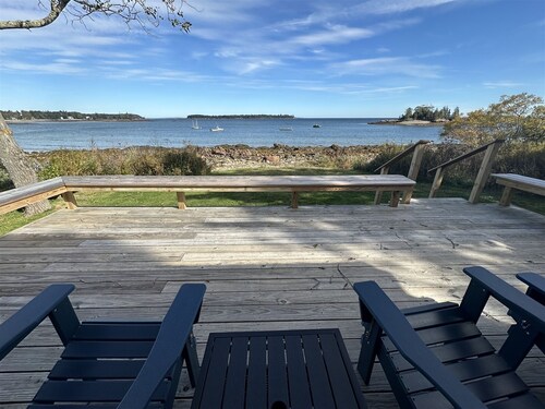 GINN ON THE ROCKS - Town of Owls Head