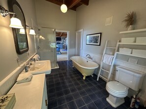 Shower - ROCKCROFT - Town of Camden (Camden)