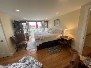 4 Schlafzimmer, Bügeleisen/Bügelbrett, Internetzugang, Bettwäsche