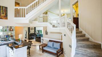 Rumah, 4 kamar tidur | Interior